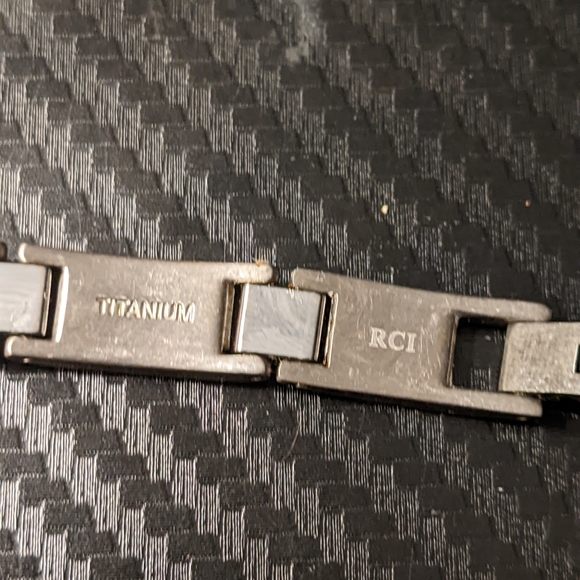 Titanium Bracelet - Picture 2 of 4